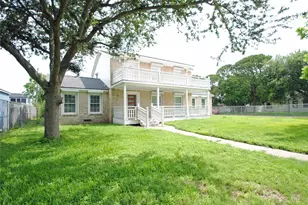 104 12th Ave N, Texas City, TX 77590 - Photo 5