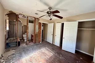 205 S Algeria St, Texas City, TX 77591 - Photo 7