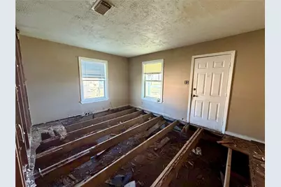 205 S Algeria Street, Texas City, TX 77591 - Photo 3