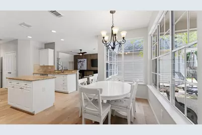 34 Candle Pine Place, The Woodlands, TX 77381 - Photo 15