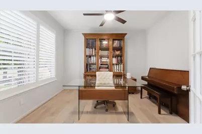 34 Candle Pine Place, The Woodlands, TX 77381 - Photo 9