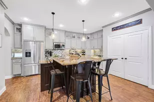 11834 Bisonte St, Needville, TX 77461 - Photo 9