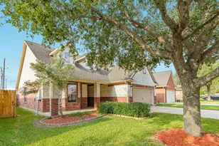 1025 Luke Dr, Alvin, TX 77511 - Photo 27