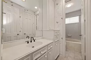 8110 Fondren Lake Dr, Houston, TX 77071 - Photo 35