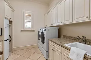 4012 Piping Rock Ln, Houston, TX 77027 - Photo 41