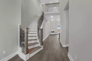 2715 Crown Rdg Dr, Missouri City, TX 77459 - Photo 9