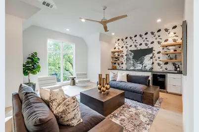 731 E 8th 1/2 Street, Houston, TX 77007 - Photo 29
