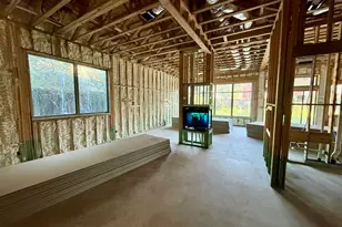731 E 8th 1/2 St, Houston, TX 77007 - Photo 5