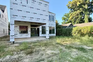 731 E 8th 1/2 St, Houston, TX 77007 - Photo 13