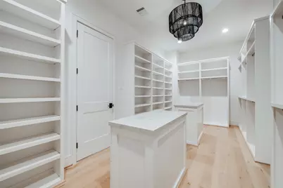 731 E 8th 1/2 Street, Houston, TX 77007 - Photo 41