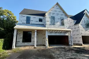 731 E 8th 1/2 St, Houston, TX 77007 - Photo 3