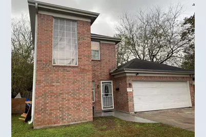5330 Longmeadow Street, Houston, TX 77033 - Photo 1