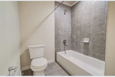 3322 Boomer Boulevard, Mont Belvieu, TX 77523 - Photo 13