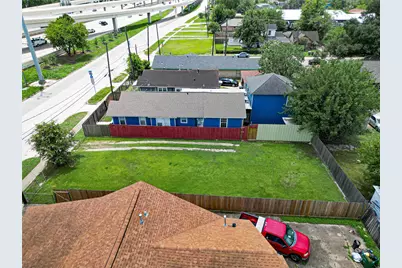3207 Eastex Freeway, Houston, TX 77026 - Photo 3