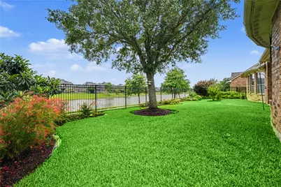 1541 Moncrey Avenue, League City, TX 77573 - Photo 35
