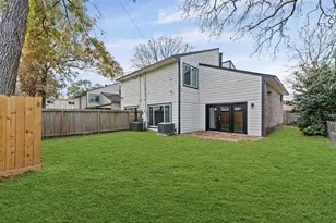 1508 Early Ln, Houston, TX 77055 - Photo 17