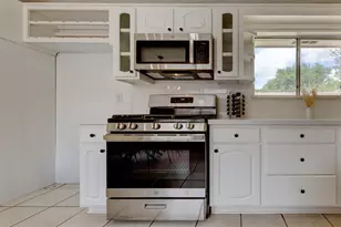 7811 Encinita Dr, Houston, TX 77083 - Photo 13