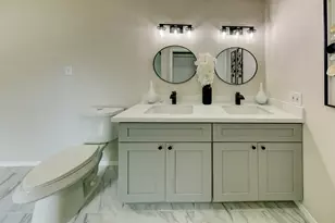 7811 Encinita Dr, Houston, TX 77083 - Photo 19