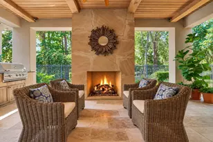 7 Dorset Square, The Woodlands, TX 77381 - Photo 3
