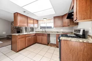 23903 Creek Ridge Dr, Spring, TX 77373 - Photo 7