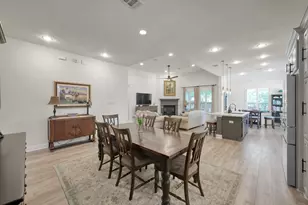 2 Muthill Cir, Conroe, TX 77304 - Photo 9