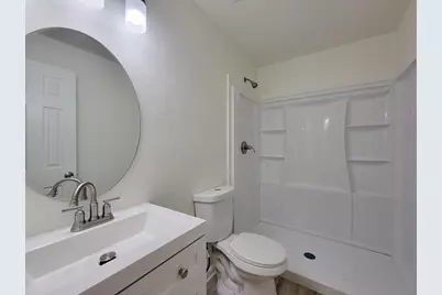 725 Cahill Road, Angleton, TX 77515 - Photo 13