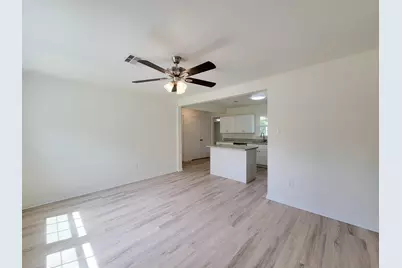 725 Cahill Road, Angleton, TX 77515 - Photo 5