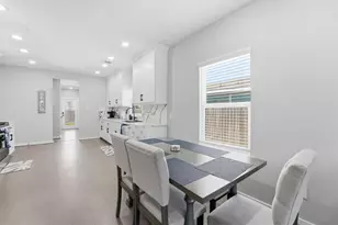 1804 Ursuline St, Galveston, TX 77550 - Photo 11