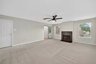 9850 Pagewood Ln, Houston, TX 77042 - Photo 25