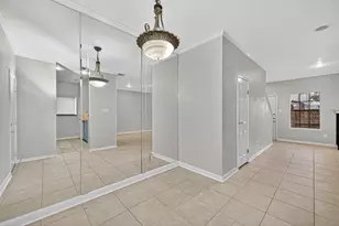 9850 Pagewood Ln, Houston, TX 77042 - Photo 15