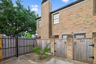 9850 Pagewood Ln, Houston, TX 77042 - Photo 3