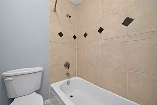 9850 Pagewood Ln, Houston, TX 77042 - Photo 35