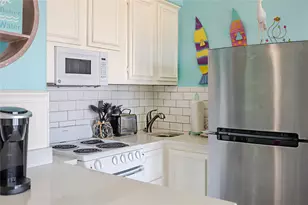 6102 Seawall Blvd, Galveston, TX 77551 - Photo 15