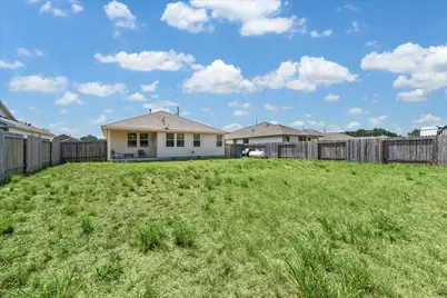 11041 Patriot Court, Cleveland, TX 77328 - Photo 17