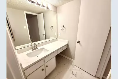 1515 Sandy Springs Road #1102, Houston, TX 77042 - Photo 9