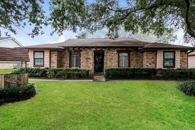 353 Dawn Hill, Friendswood, TX 77546 - Photo 1