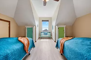 2757 Gulf View Ln, Crystal Beach, TX 77650 - Photo 37