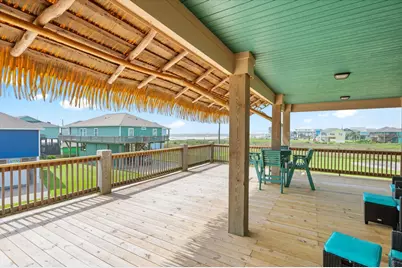 2757 Gulfview Lane, Crystal Beach, TX 77650 - Photo 11