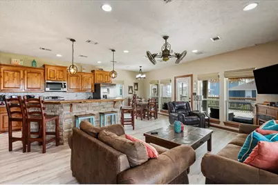 2757 Gulfview Lane, Crystal Beach, TX 77650 - Photo 13