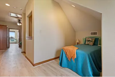 2757 Gulfview Lane, Crystal Beach, TX 77650 - Photo 31