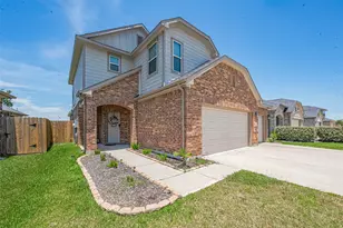 10914 Webber Ln, Texas City, TX 77591 - Photo 3