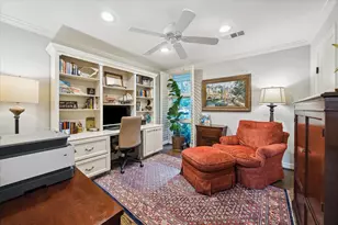 14 Stonegate Dr, Houston, TX 77024 - Photo 13