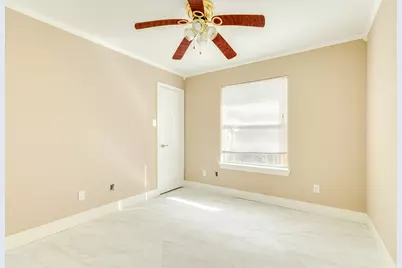 222 Colony Creek Drive, Dickinson, TX 77539 - Photo 23