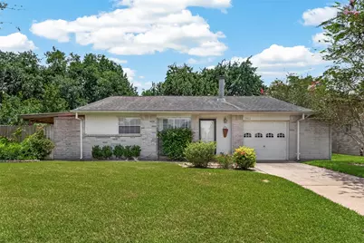 2811 Pheasant Creek Drive, Sugar Land, TX 77498 - Photo 1