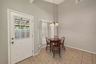 2811 Pheasant Creek Dr, Sugar Land, TX 77498 - Photo 13