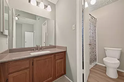 2811 Pheasant Creek Drive, Sugar Land, TX 77498 - Photo 19