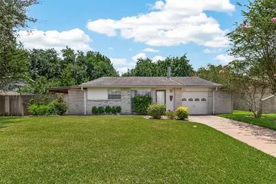 2811 Pheasant Creek Drive, Sugar Land, TX 77498 - Photo 3