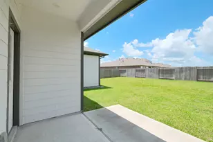 10638 Cascade Crk Dr, Rosharon, TX 77583 - Photo 7