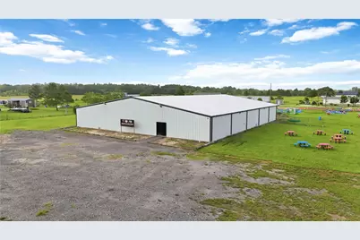 1061 County Road 6111, Dayton, TX 77535 - Photo 43