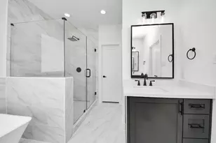 721 Marcella St, Houston, TX 77091 - Photo 17